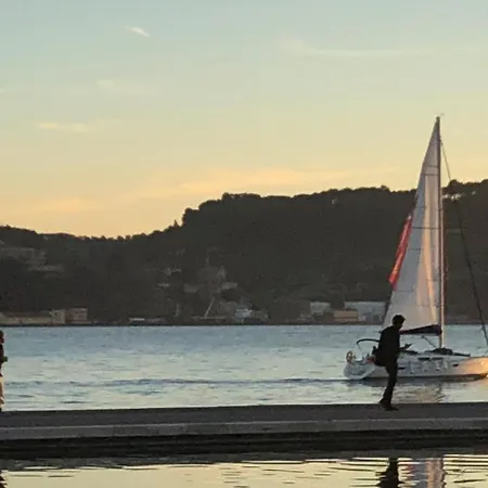 Espaco Espelho D'agua 2* Lisboa