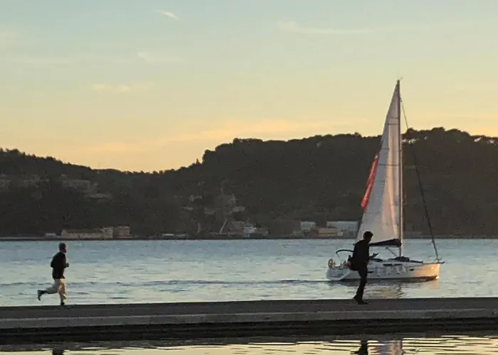 Espaco Espelho D'agua 2* Lisbon